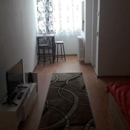 Melody Apartment Alba Iulia Eksteriør billede