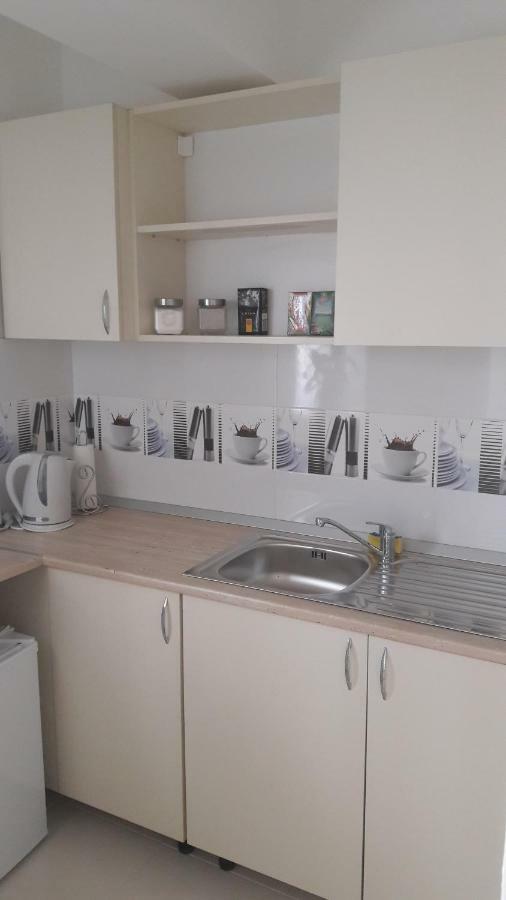 Melody Apartment Alba Iulia Eksteriør billede
